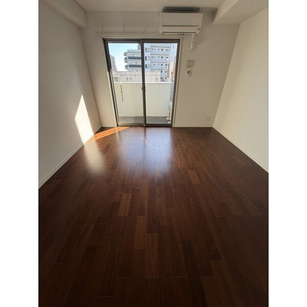 ヒルクレストELGRAND大江の居間・リビング