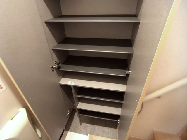 モアリエ Ⅴ号館の玄関|玄関