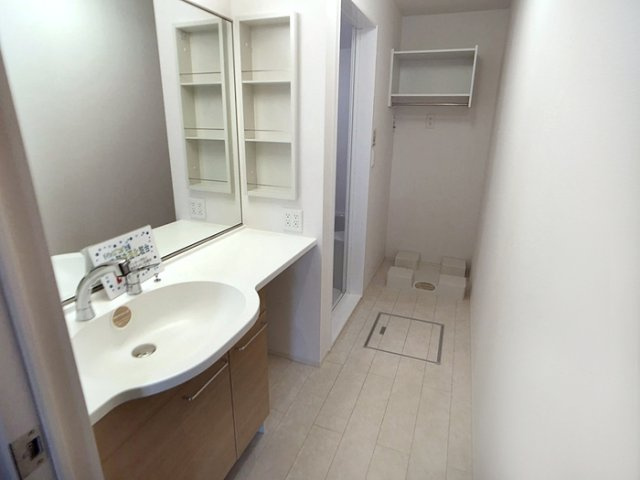 モアリエ Ⅴ号館の洗面所|洗面所