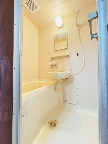 アールズプレイス二日市の洗面所|別号数タイプ