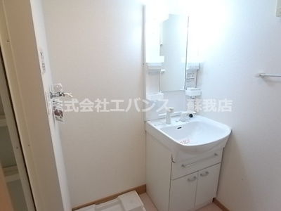 【独立洗面台】 | ポールスター | 朝の支度にも助かる、独立の洗髪洗面化粧台