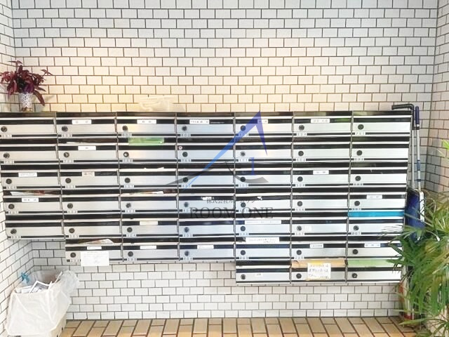 ライオンズマンション代々木第二のその他共用部分|集合ポストです。