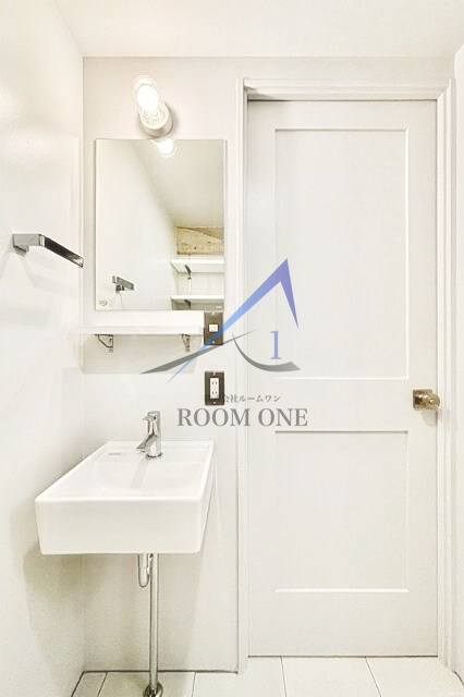 ライオンズマンション代々木第二の洗面所|洗面台です。