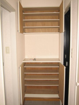 【玄関】 | グリーンエクセル小森野Ａ