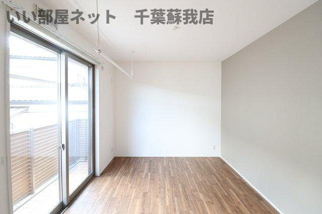 ヴィラ　ウィスタリア　Ｂ棟の居間・リビング