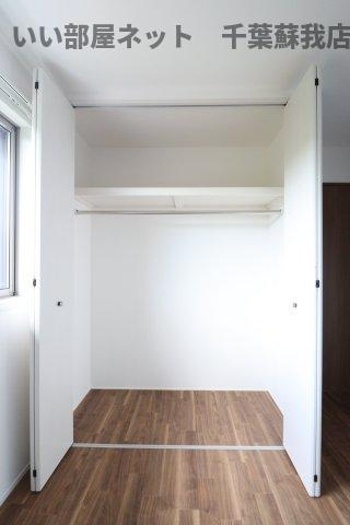 ヴィラ　ウィスタリア　Ｂ棟の収納