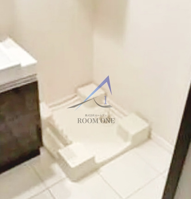 SYFORME　HIGASHI-SHINJUKUの設備|洗濯機置き場です。