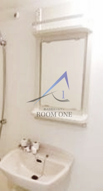 ガラ・シティ笹塚駅前の洗面所|洗面台です。