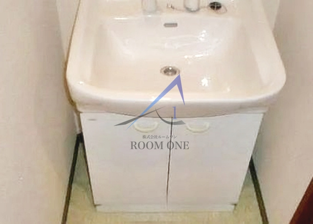 パレステュディオシンシア文京千石の洗面所|独立洗面台です。