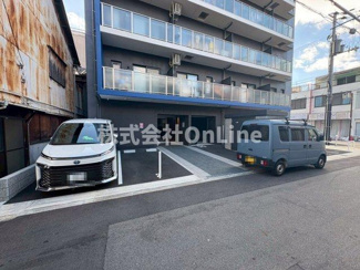 【駐車場】