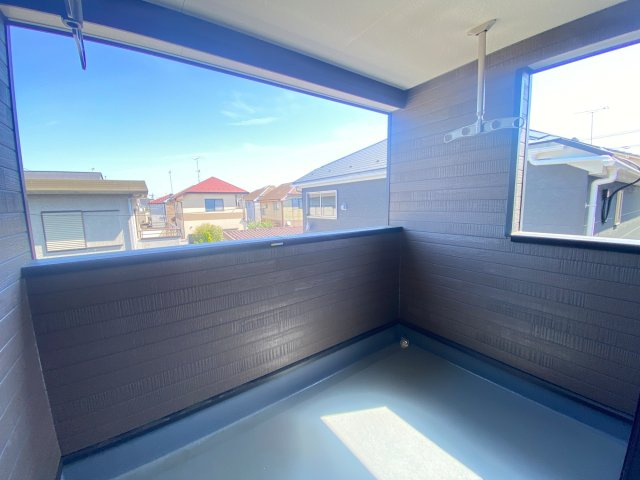 『八王子市新築戸建て』八王子大楽寺町147-5【仲介手数料無料】　３１期のバルコニー|～仲介手数料無料☆八王子ひなた不動産～八王子市大楽寺町　新築戸建て