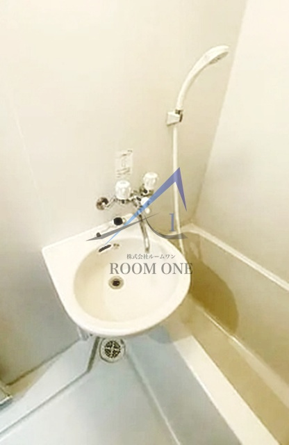 REV　JOURSの浴室|お風呂です。