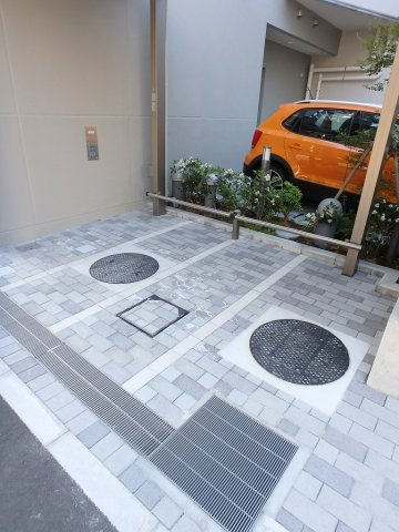 ブランズ文京白山一丁目の駐車場