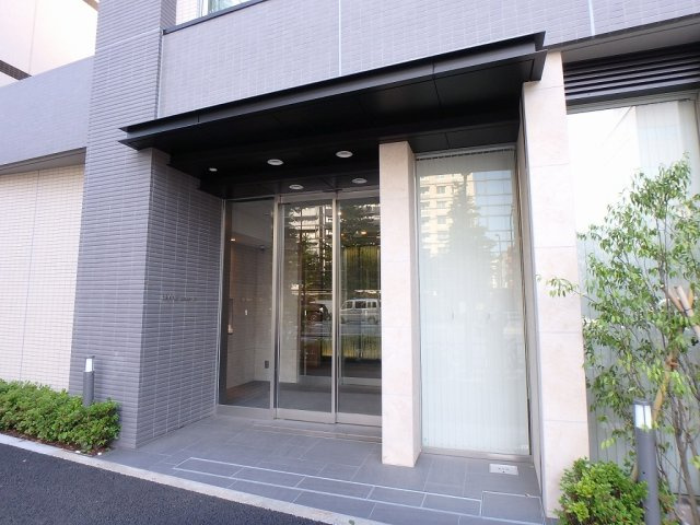 ブランズ文京白山一丁目のエントランス