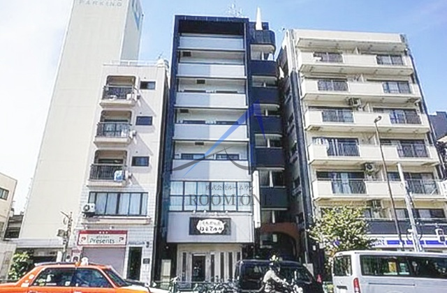 ファミーユ森下