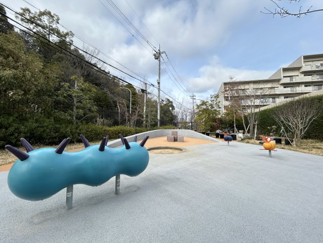 千里中央エアヒルズのその他共用部分|敷地内に遊具スペースがあり、子育てにも安心です