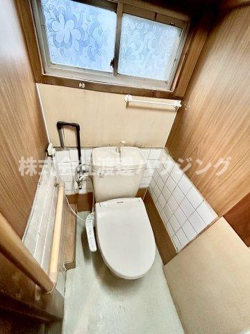 西淀川区姫島１丁目テラスハウスのトイレ