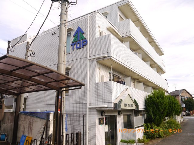 【外観】 | トップ下赤塚第３ | モダンでスタイリッシュな印象を与えるホワイトカラーを基調とした外観。
