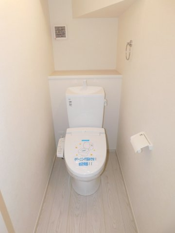 名古屋市瑞穂区白砂町２丁目の新築一戸建のトイレ|◇トイレ◇　　１・２階シャワートイレ　節水タイプ