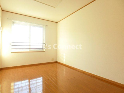 【内装】 | インノバーレⅢ | オールフローリングの２ＬＤＫ。