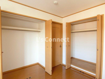 【収納】 | インノバーレⅢ | 北側洋室には２ヶ所にクローゼット付き。