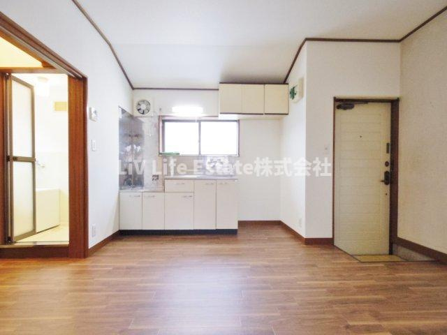 メゾンソレイユの居間・リビング