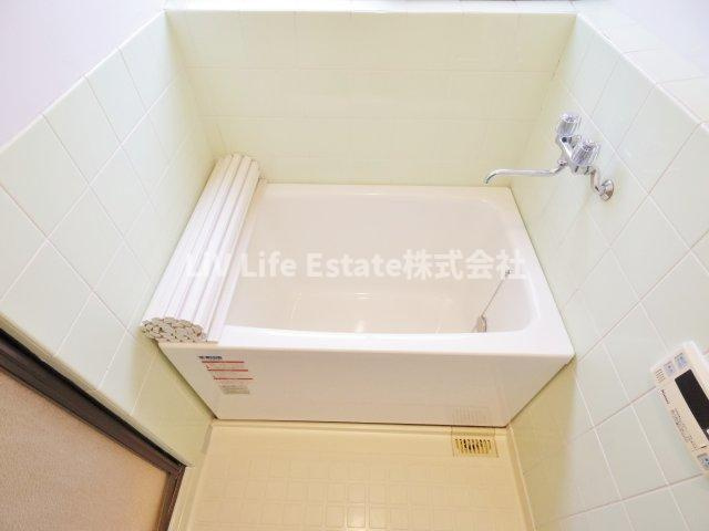 メゾンソレイユの浴室