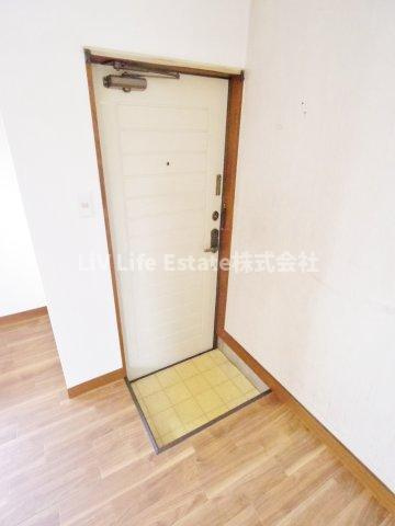 メゾンソレイユの玄関