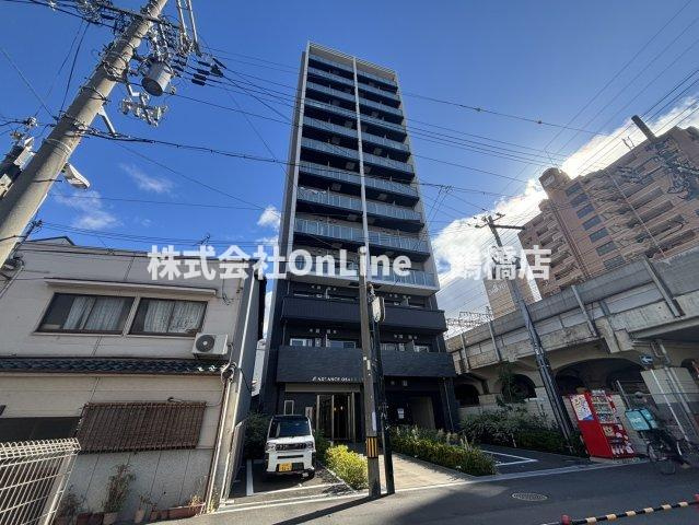 アドバンス大阪ストーリアの外観