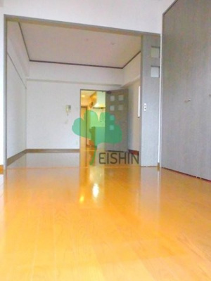 【居間・リビング】 | ロイヤル呉服 | アレンジ自由自在の広々空間です！