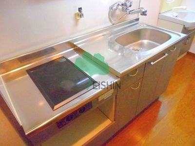 【キッチン】 | ロイヤル呉服 | シンプルな清潔感のあるキッチンです！