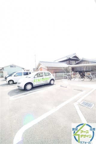 メイフラワーの駐車場