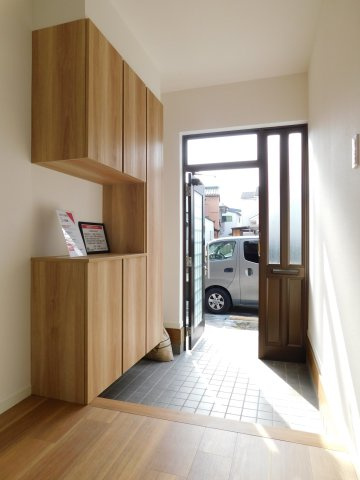 清須市西市場１丁目の中古一戸建のその他|◇玄関収納◇　　家族の靴などをしっかりと収納できます！