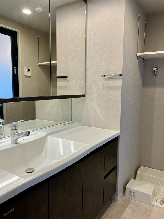 アーデル原木中山の洗面所