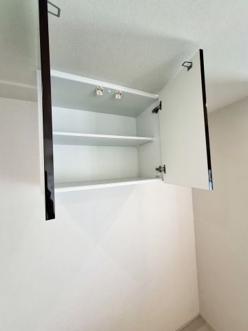 La　Douceur西宮北口のその他|キッチン後ろ収納