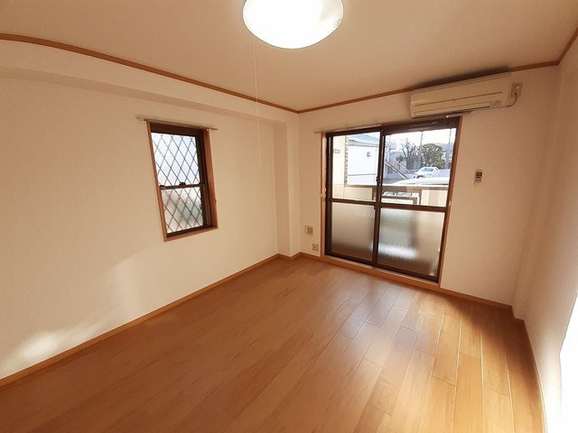 ポポラーレの居間・リビング