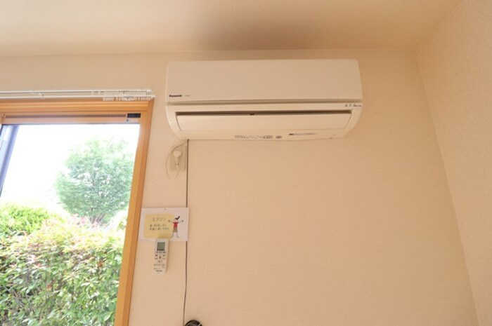 流山市前ケ崎のアパートの設備|エアコン
