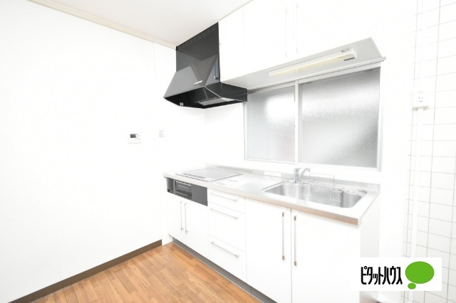 ＫＧ　Apartmentsのキッチン