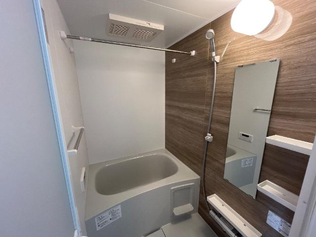 フリージアの浴室|バス