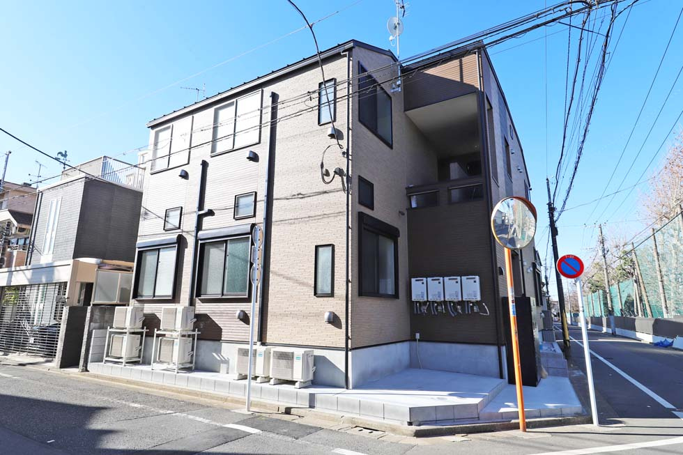 ハーモニーテラス中村南の外観