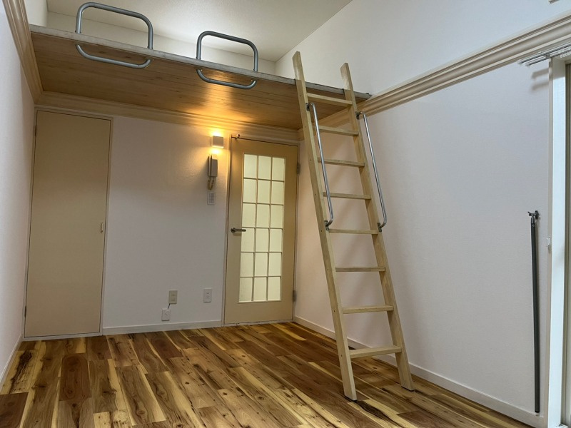 入間郡三芳町大字藤久保のアパートの居間・リビング|別部屋参考写真