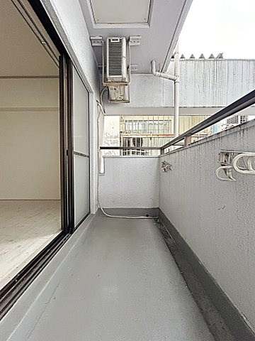 メゾンパール泉のバルコニー