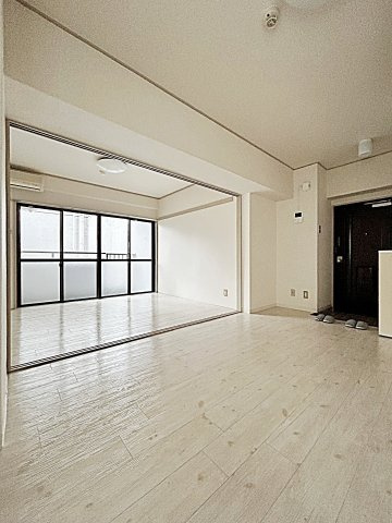 メゾンパール泉の居間・リビング