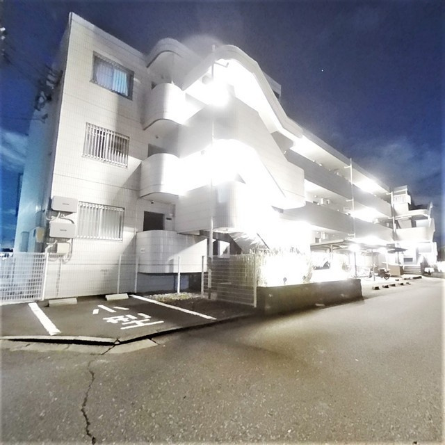 岐阜市鷺山東１丁目のアパート