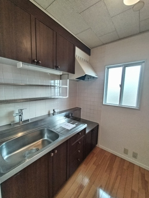 ★広々キッチン、窓ありで換気もできます★