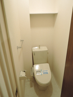 ★トイレ★　温水洗浄便座付きです！