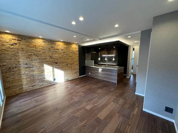 【居間・リビング】