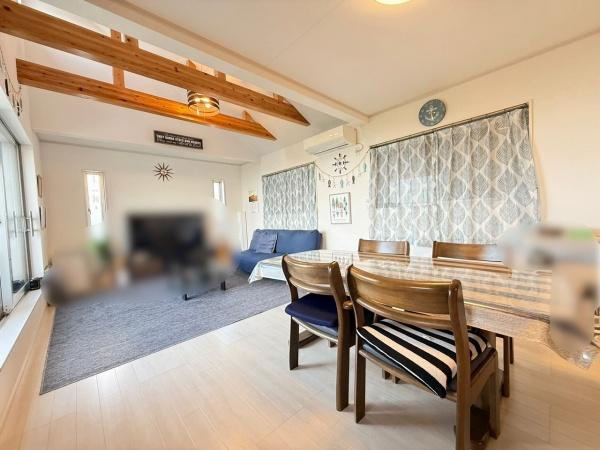 【居間・リビング】