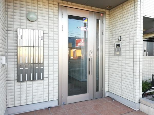 【エントランス】 | ベルレージュ　エム