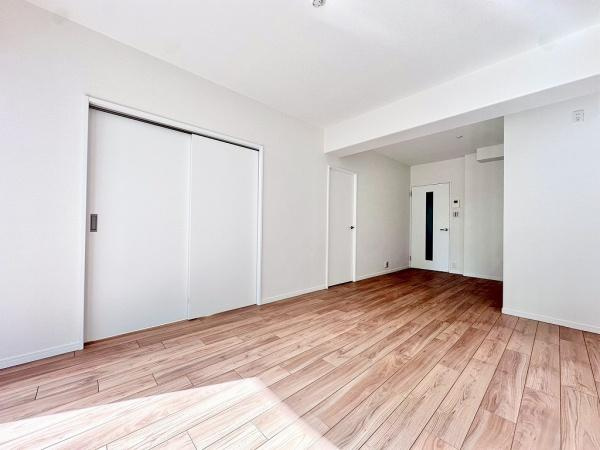 【居間・リビング】 | 明石土山駅前スカイハイツＢ棟